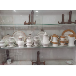 Crockery Set